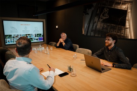 We werken bij De Merkstudio met een glimlach ;)