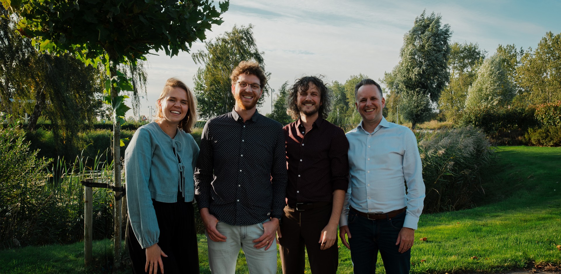 De Merkstudio werken met een glimlach v6