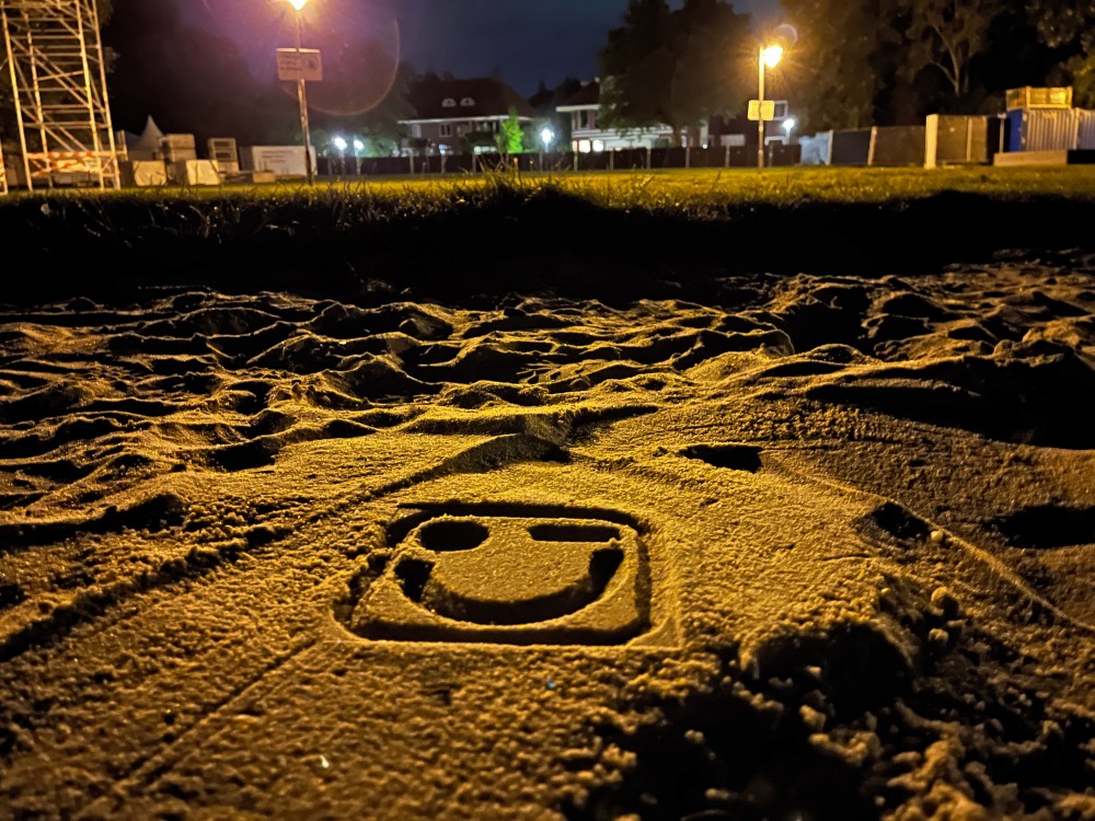 Smiley in het zand Noorderplantsoen3 v2